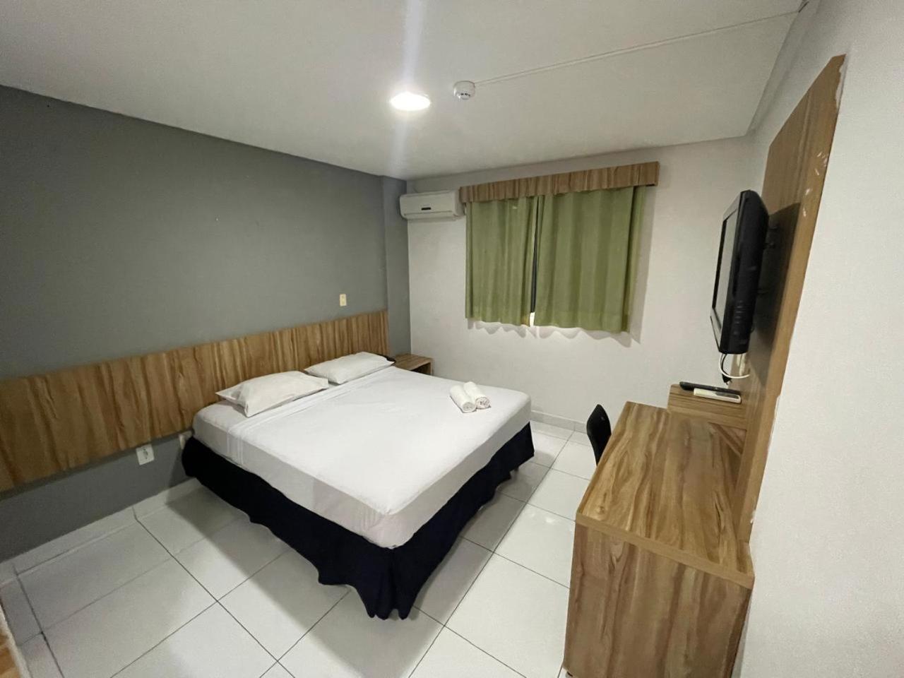 Cr Hotel Bueno - Antigo Hotel Serras De Goyaz Goiania Bagian luar foto