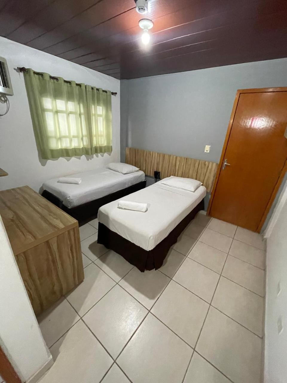 Cr Hotel Bueno - Antigo Hotel Serras De Goyaz Goiania Bagian luar foto A room at a love hotel in Brazil