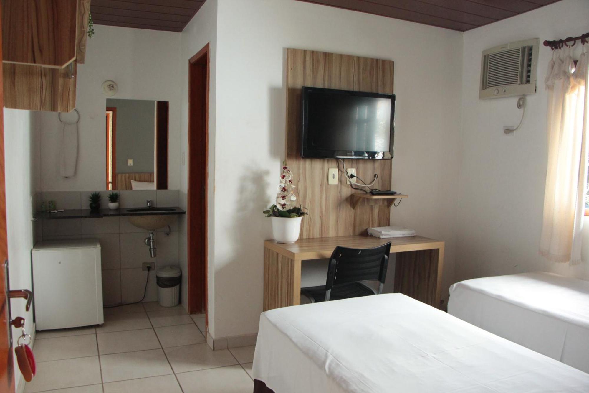 Cr Hotel Bueno - Antigo Hotel Serras De Goyaz Goiania Bagian luar foto