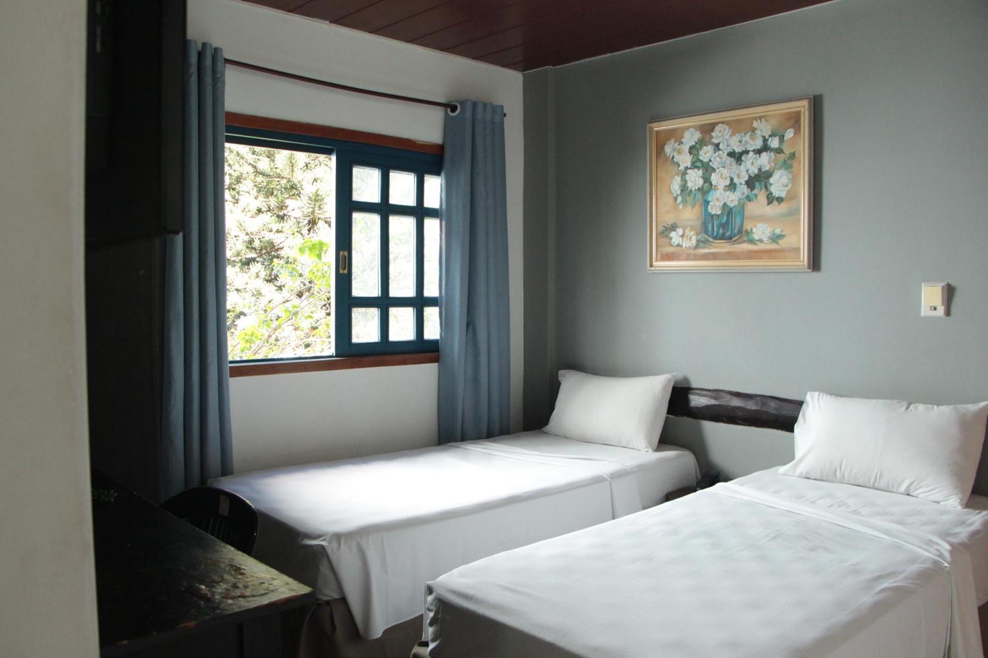 Cr Hotel Bueno - Antigo Hotel Serras De Goyaz Goiania Bagian luar foto A room at the hotel