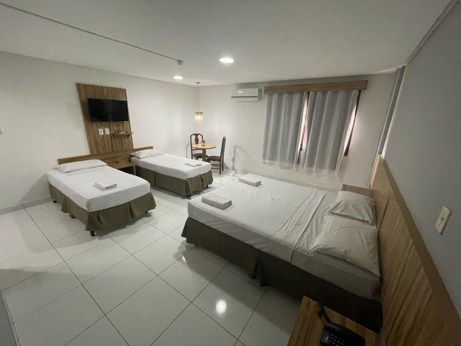 Cr Hotel Bueno - Antigo Hotel Serras De Goyaz Goiania Bagian luar foto A room at the hotel