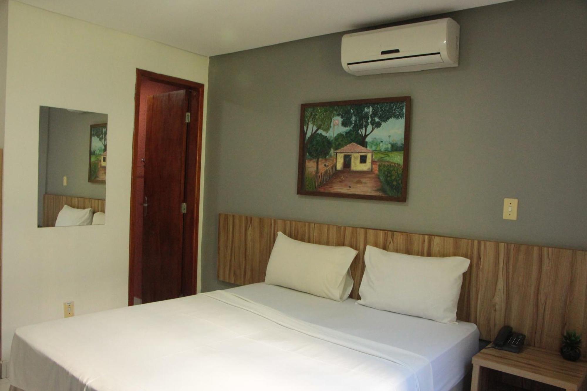 Cr Hotel Bueno - Antigo Hotel Serras De Goyaz Goiania Bagian luar foto A room at the hotel