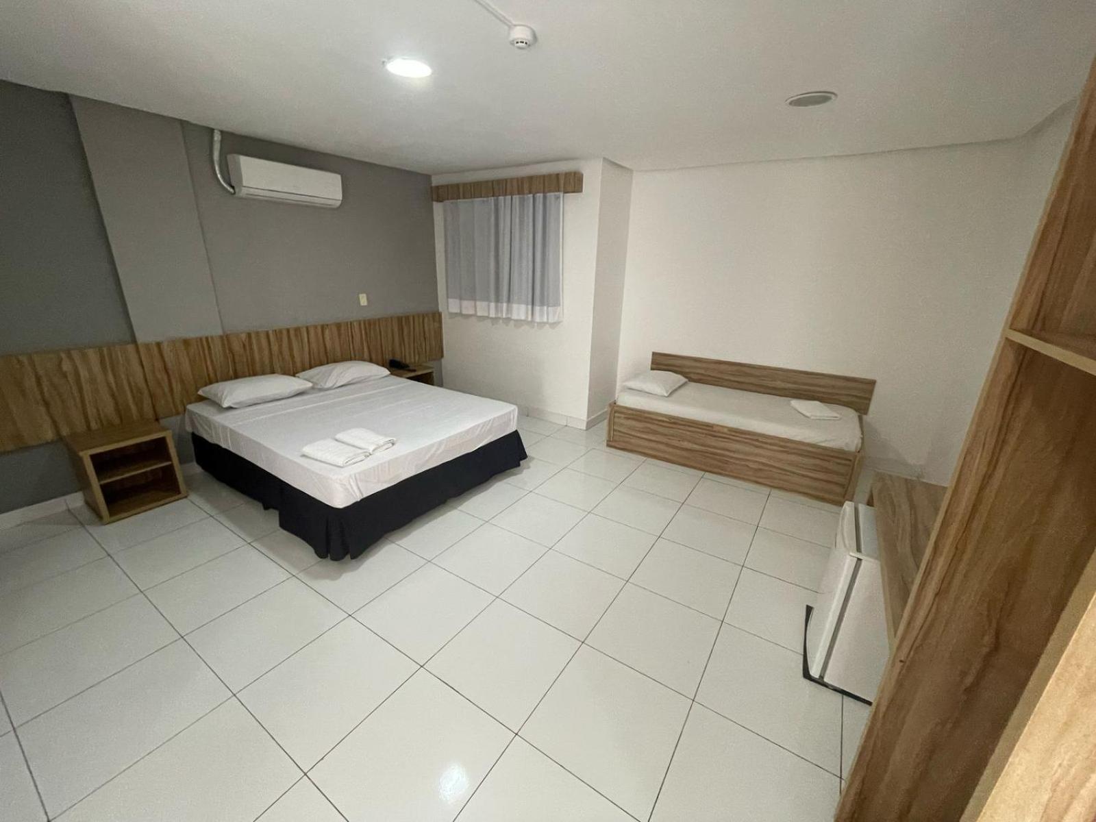 Cr Hotel Bueno - Antigo Hotel Serras De Goyaz Goiania Bagian luar foto