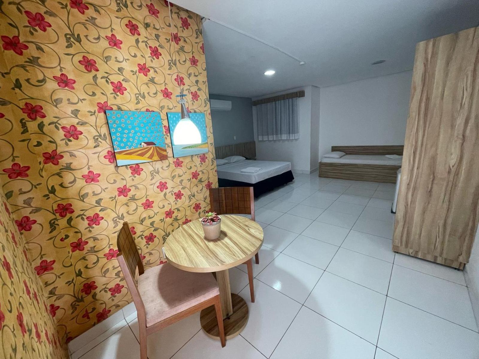 Cr Hotel Bueno - Antigo Hotel Serras De Goyaz Goiania Bagian luar foto A room at the hotel